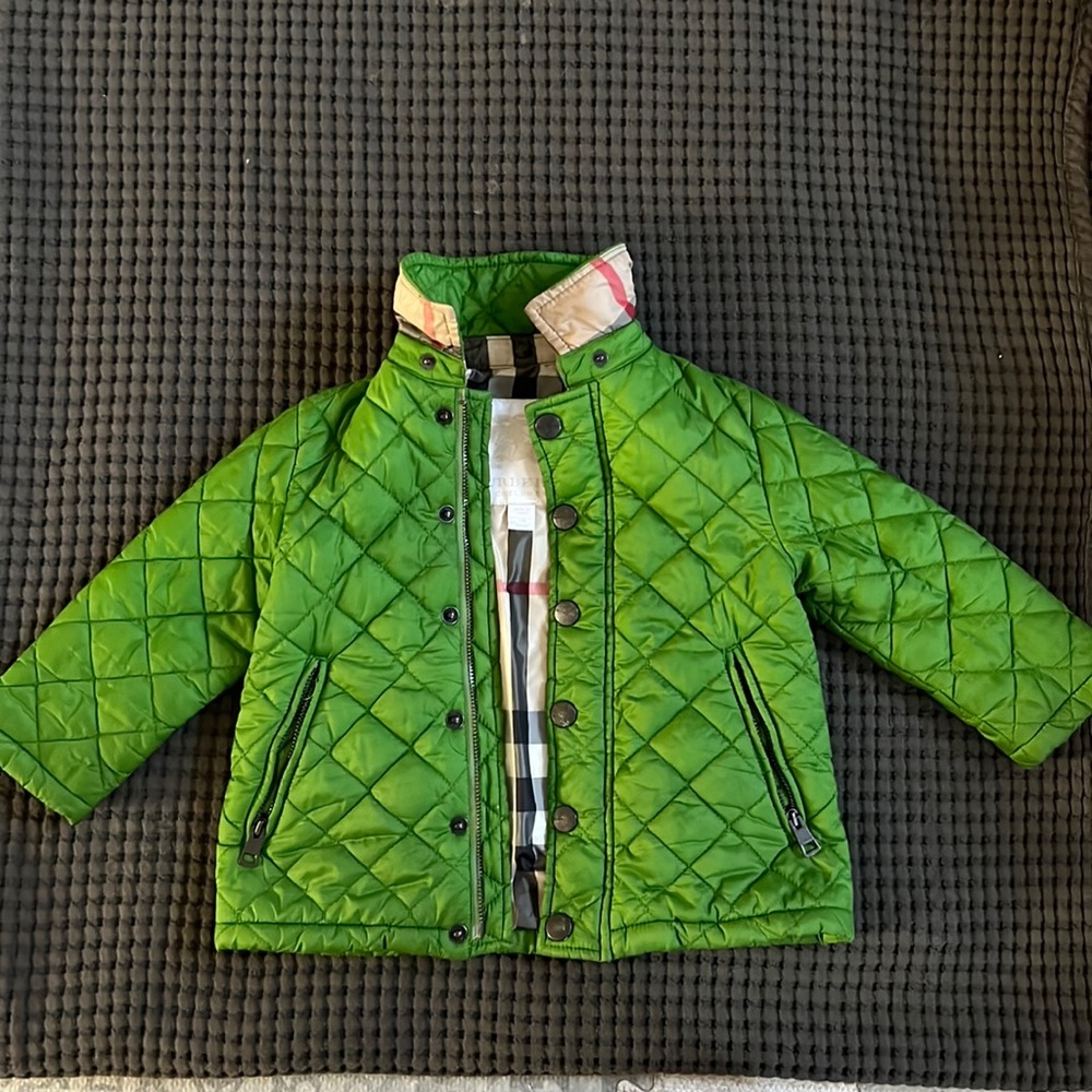 Burberry quilted jacket with snap on hood